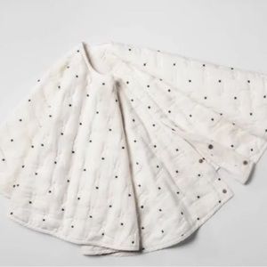 Hearth & hand tree skirt